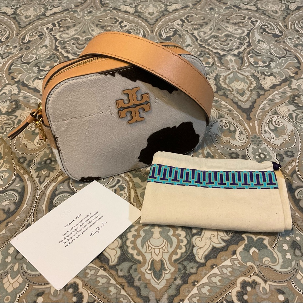 New Tory Burch McGraw Calf Hair Crossbody Camera Bag Rare - Picture 2 of 15